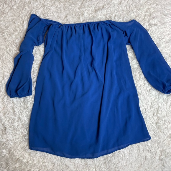 Off-the-Shoulder Blue Bow Dress - Picture 5 of 7